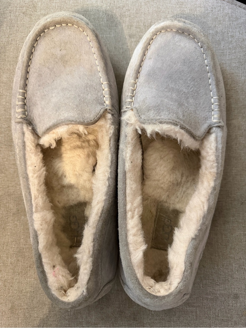 UGG ASHLEY moccasin Slipper shoes Grey Size 10